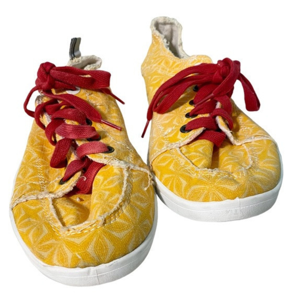 Vionic Beach Yellow Print Pismo Sneaker with Red Shoelaces - Picture 1 of 14